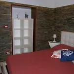 Vacanze La Marina דירה